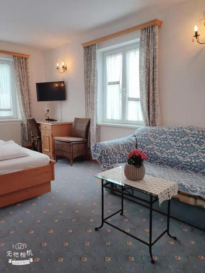 Pension Artstetten Exterior photo